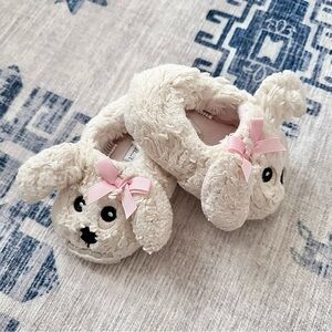 Laura Ashley Toddler Sz 7-8 Cream Puppy Booties